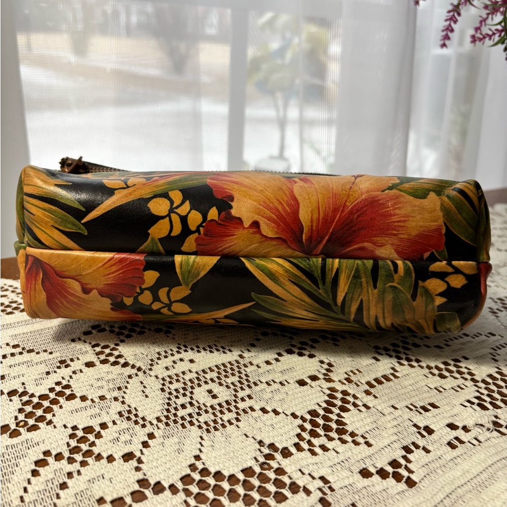 Patricia Nash Red and Orange Clutch with Tropical Print - Picture 3 of 5